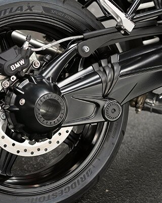 R nineT Pure cast aluminium single-sided swing-arm