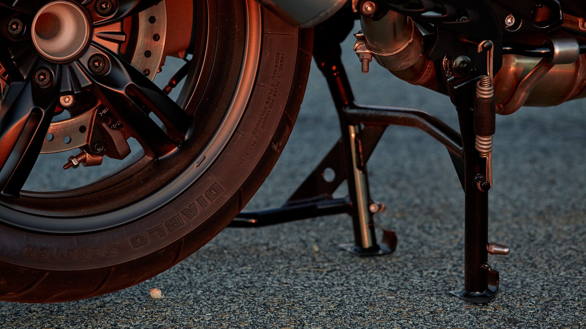 C 650 GT centre stand