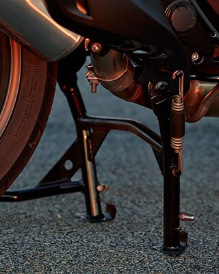 C 650 GT centre stand