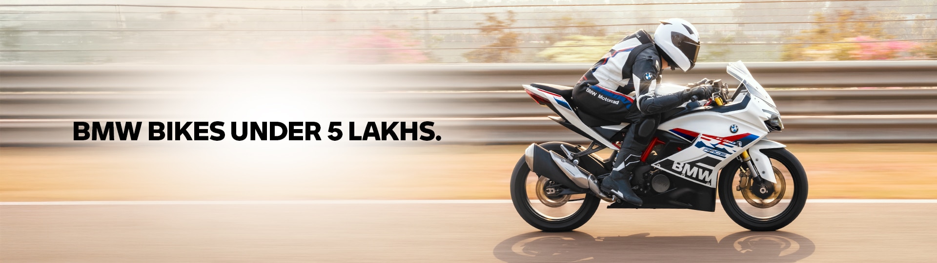 BMW Bikes Under 5 Lakhs - Check Bikes, Price & Features | BMW Motorrad